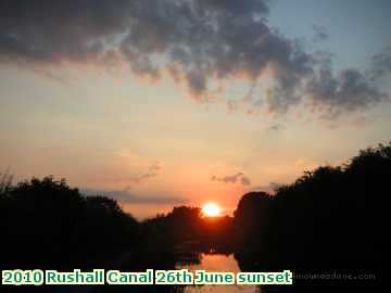  can 2010 Rushall Canal 26th June sunset