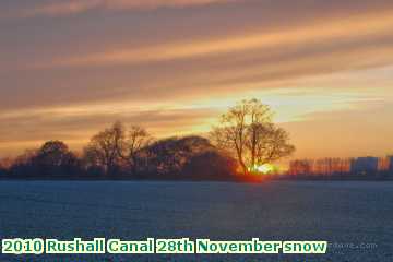  can 2010 Rushall Canal 28th November snow