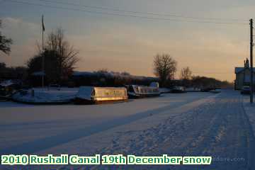  can 2010 Rushall Canal 19th December snow