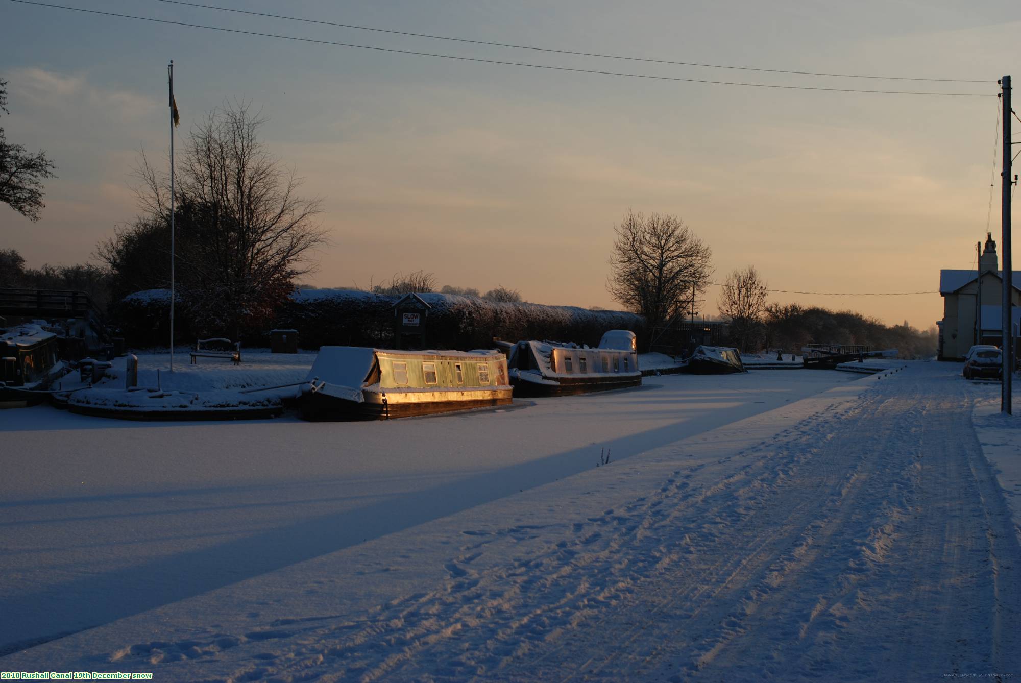 2010 Rushall Canal 19th December snow