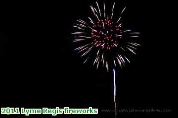  lyme2 2011 Lyme Regis fireworks