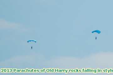  para 2013 Parachutes of Old Harry rocks falling in style