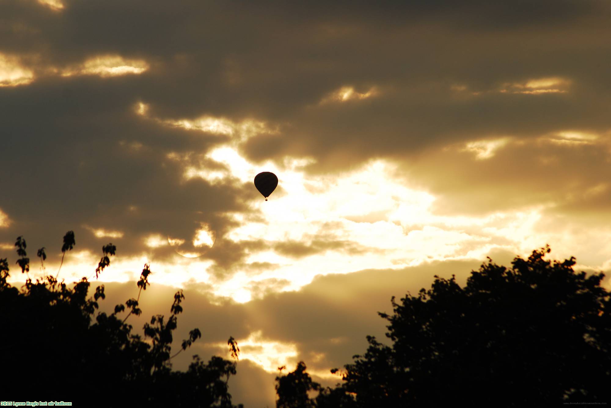 2015 Lyme Regis hot air balloon