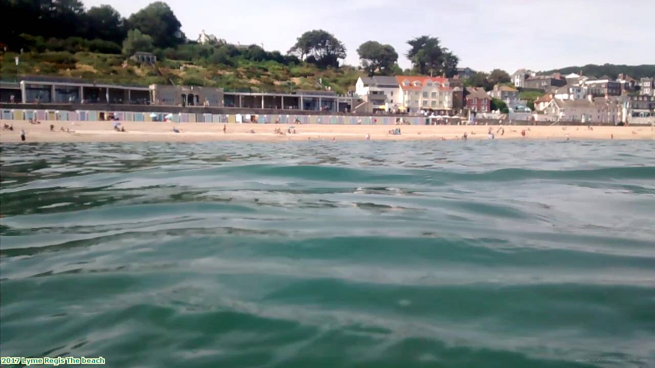 2017 Lyme Regis The beach