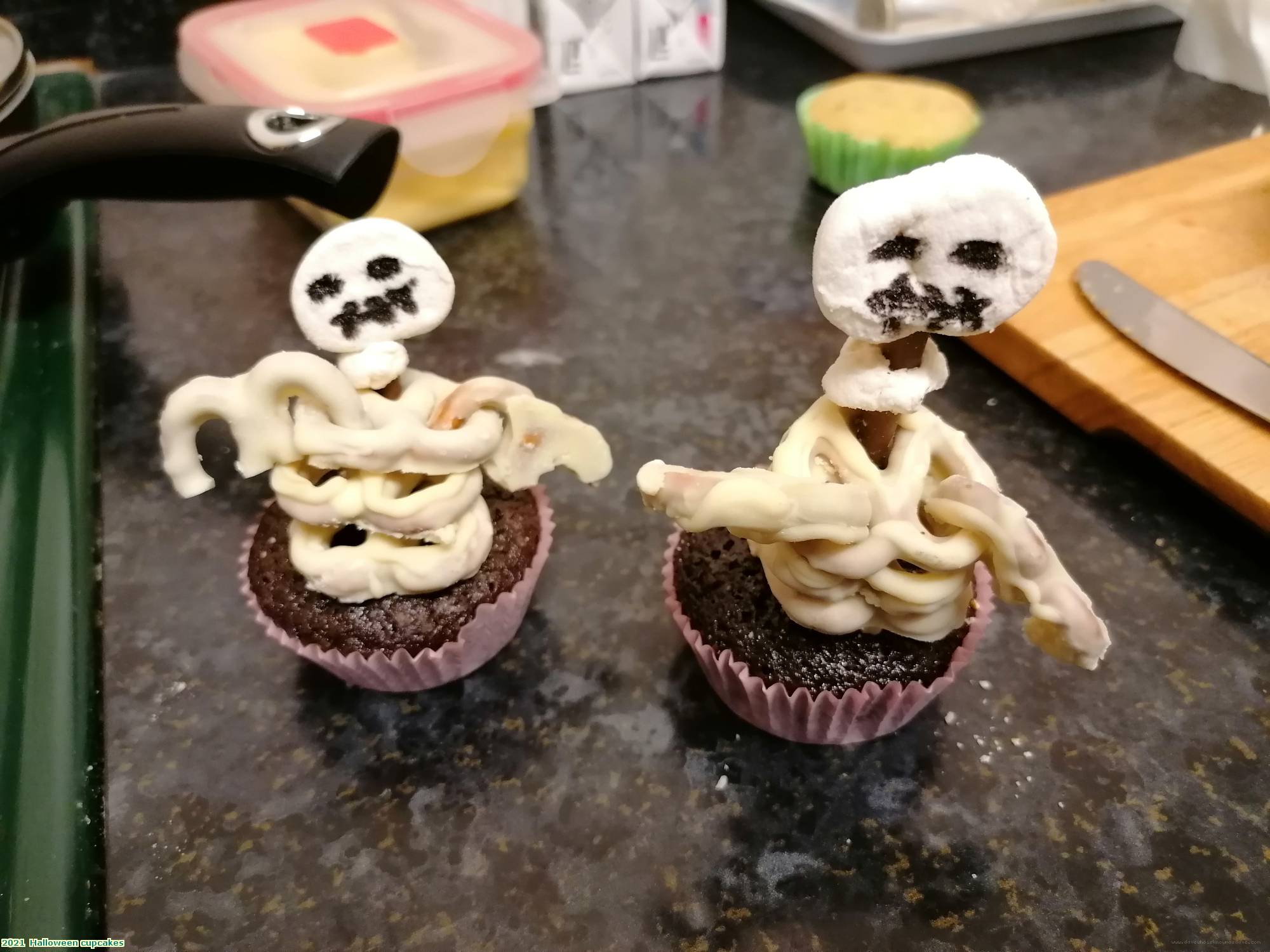 2021  Halloween cupcakes