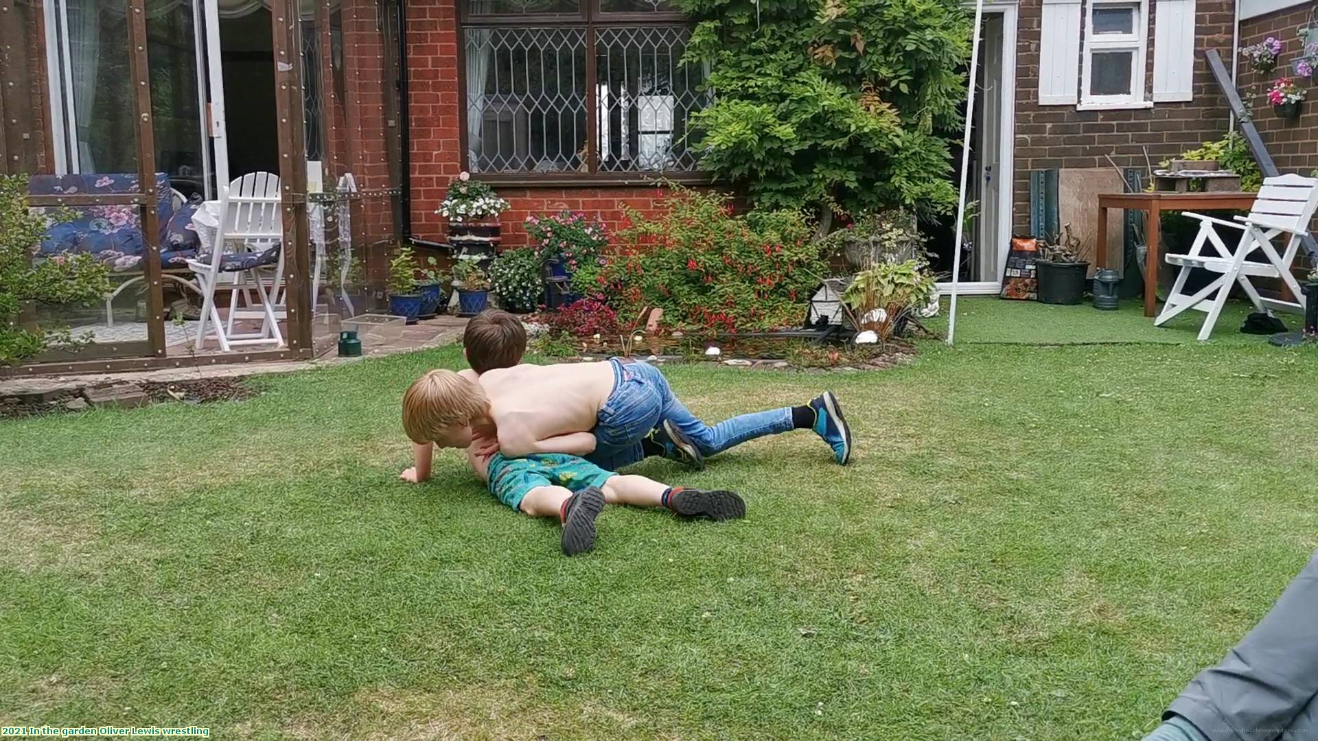 2021 In the garden wrestling