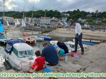  lyme3c 2022 Lyme Regis Crabbing Dan