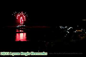  lyme3f 2022 Lyme Regis fireworks