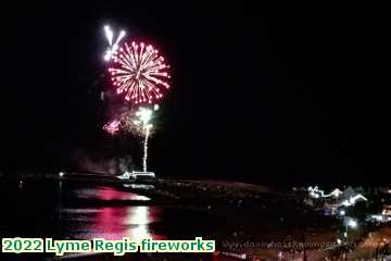  lyme3f 2022 Lyme Regis fireworks