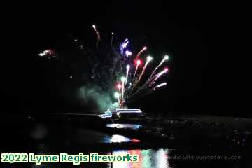  lyme3f 2022 Lyme Regis fireworks